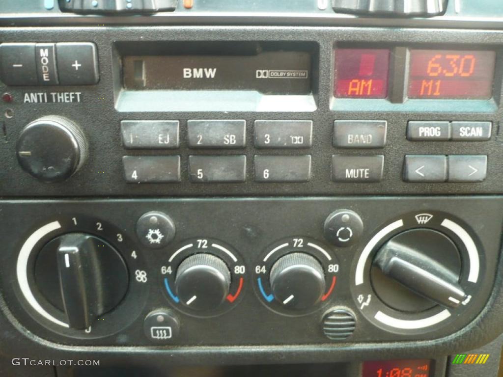 1995 BMW 3 Series 325i Convertible Controls Photo #47214932