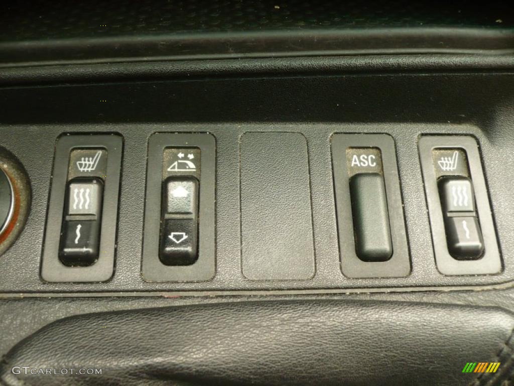 1995 BMW 3 Series 325i Convertible Controls Photo #47214974