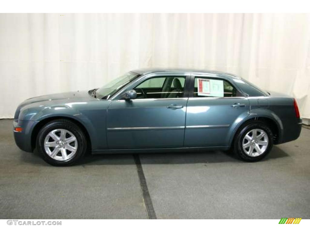Magnesium Pearlcoat 2006 Chrysler 300 Touring Exterior Photo #47215464