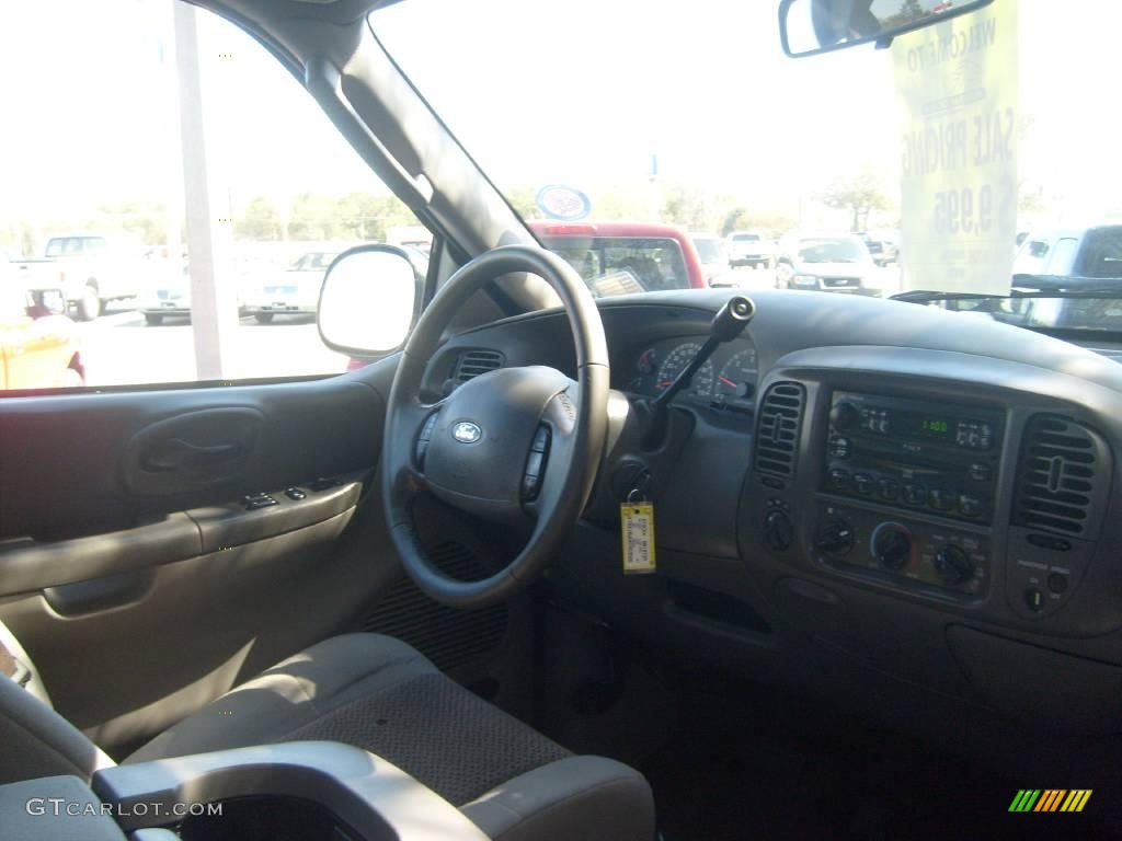 2004 F150 XLT Heritage SuperCab 4x4 - Toreador Red Metallic / Heritage Graphite Grey photo #19