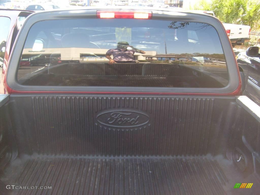 2004 F150 XLT Heritage SuperCab 4x4 - Toreador Red Metallic / Heritage Graphite Grey photo #23