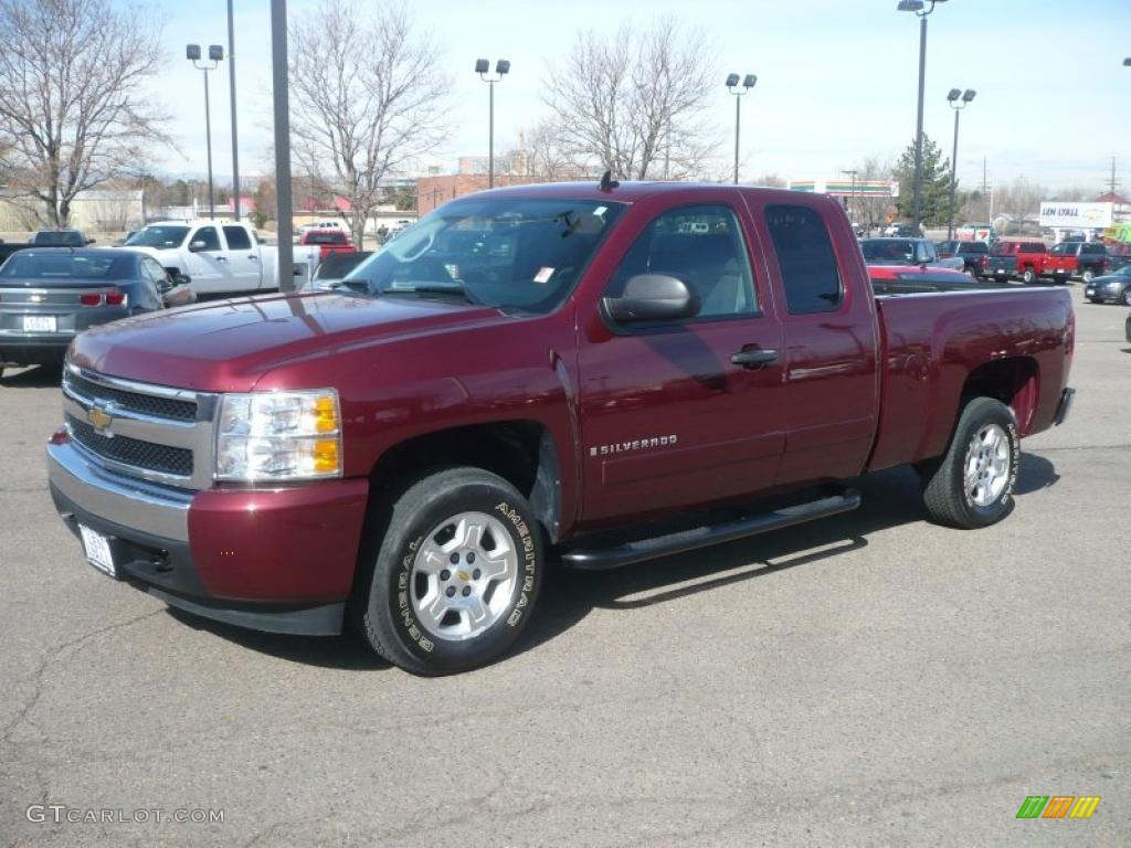 2008 Silverado 1500 LT Extended Cab - Deep Ruby Metallic / Ebony photo #2