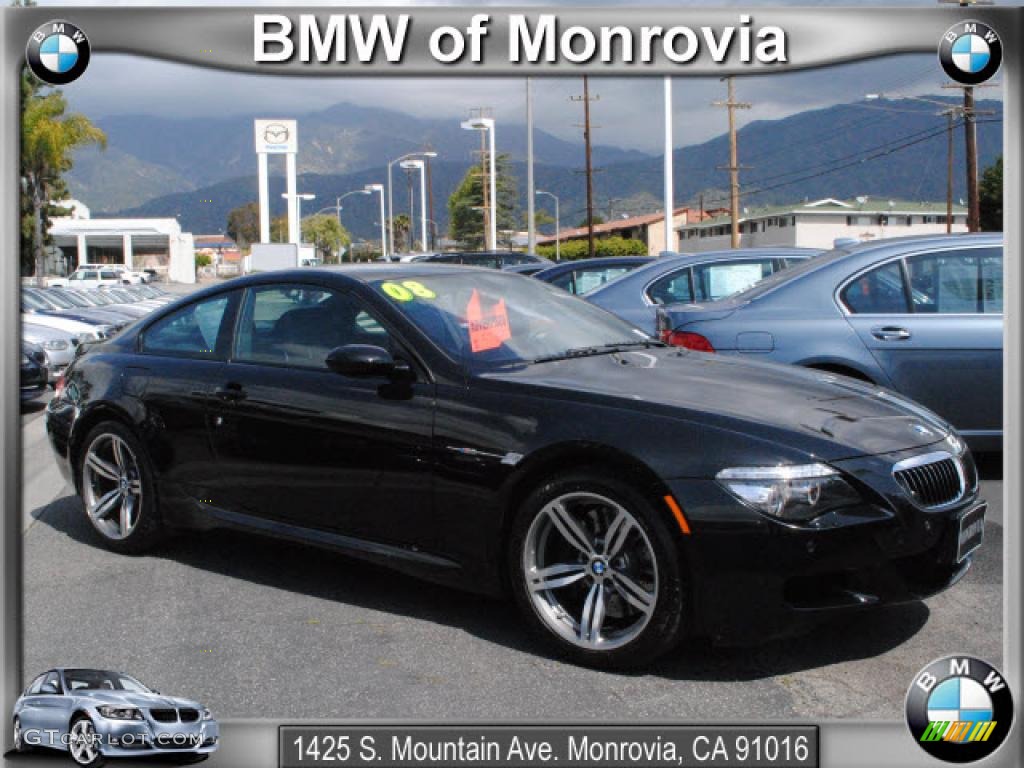 Black Sapphire Metallic BMW M6