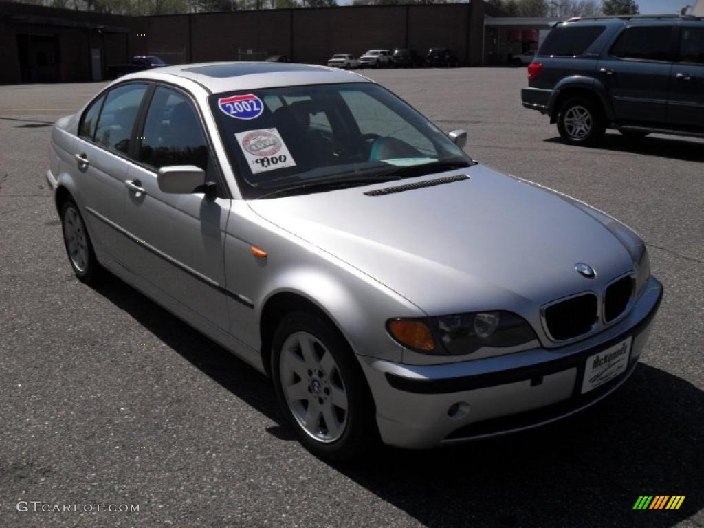 2002 3 Series 325xi Sedan - Titanium Silver Metallic / Black photo #5