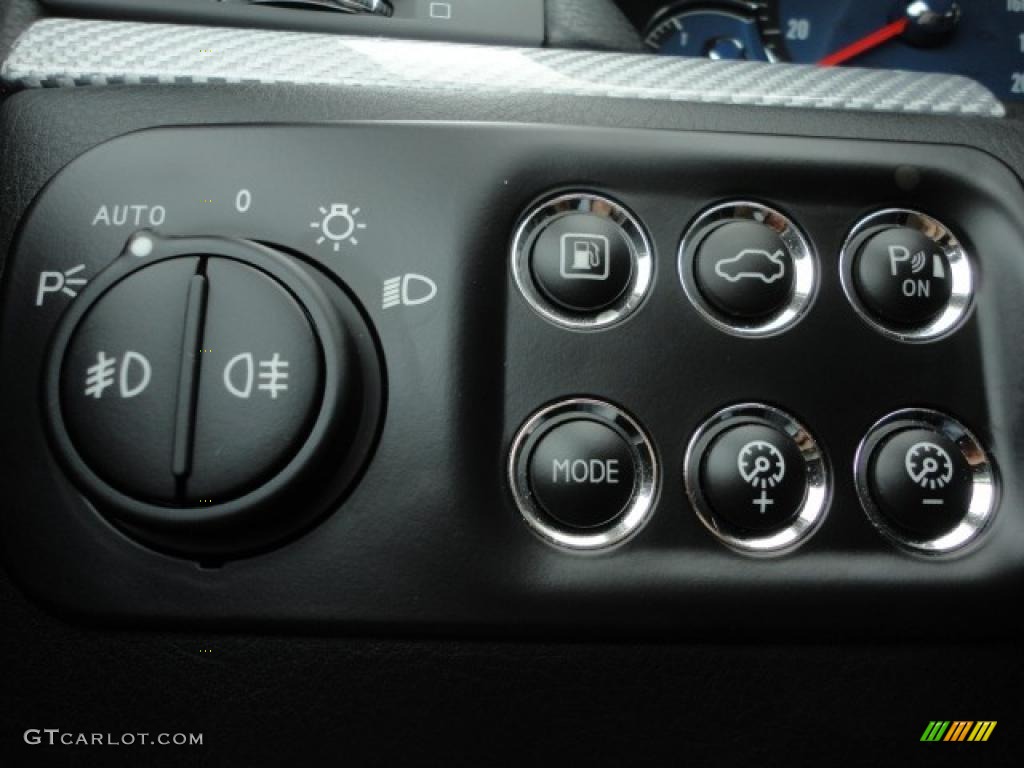2009 Maserati GranTurismo S Controls Photo #47221358
