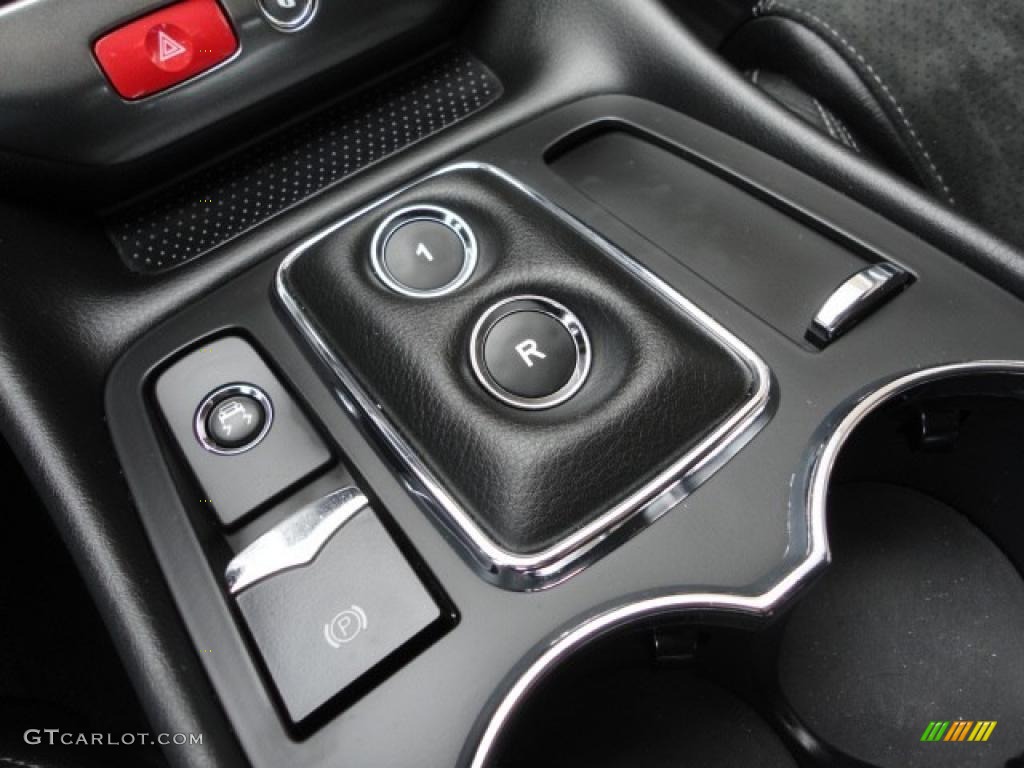 2009 Maserati GranTurismo S Controls Photo #47221458