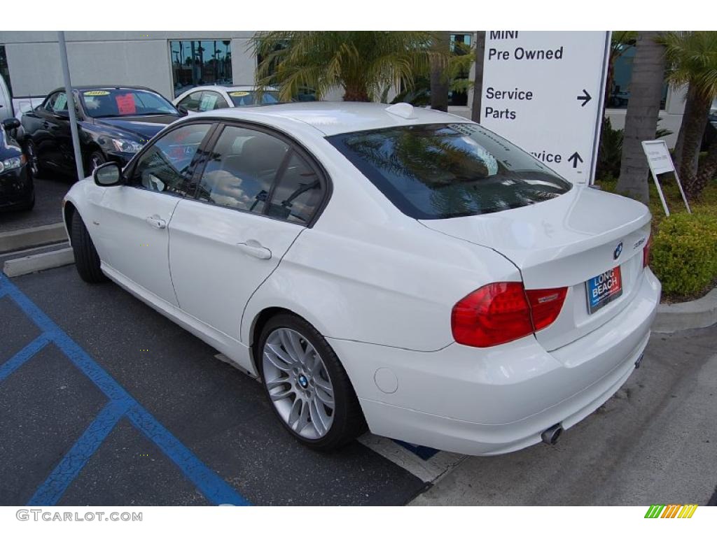 2010 3 Series 335d Sedan - Alpine White / Black photo #5