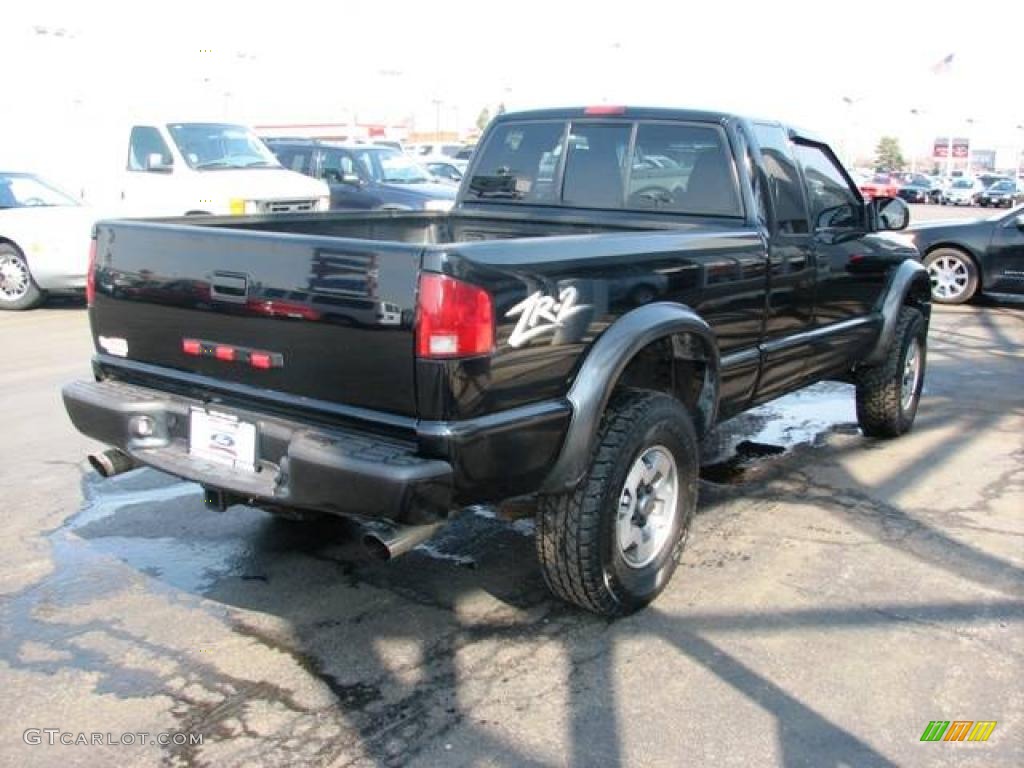 2001 S10 ZR2 Extended Cab 4x4 - Onyx Black / Graphite photo #6
