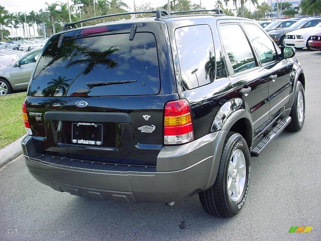 2006 Escape XLT V6 - Black / Medium/Dark Flint photo #3