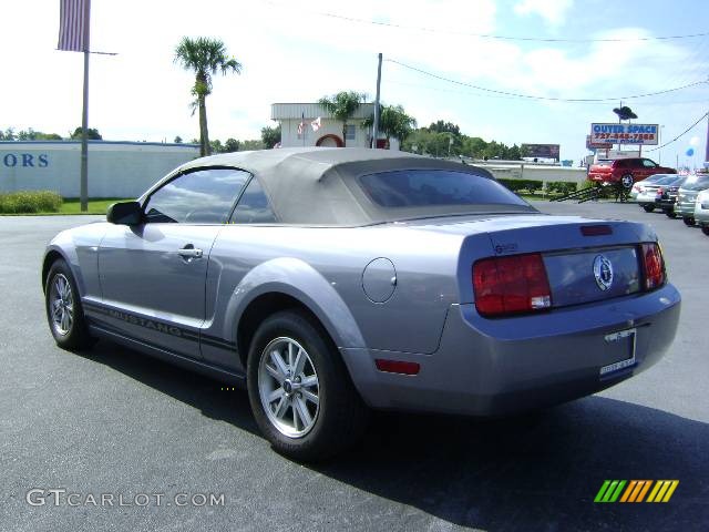 2006 Mustang V6 Premium Convertible - Tungsten Grey Metallic / Light Graphite photo #5