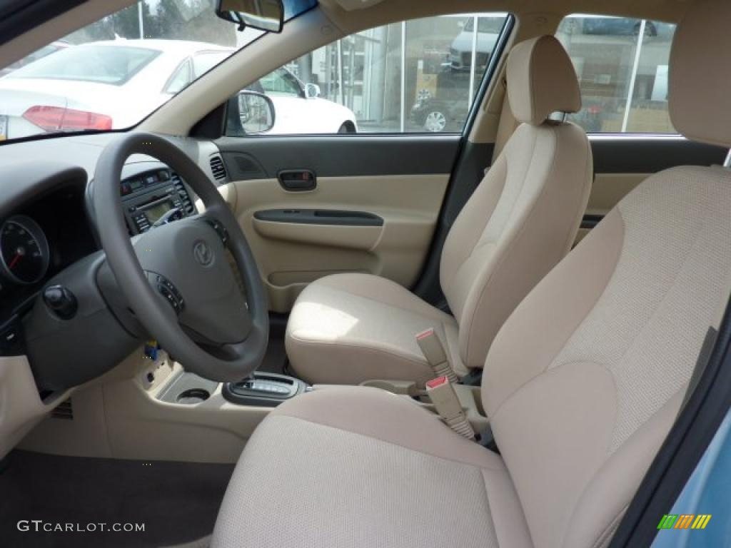 Beige Interior 2010 Hyundai Accent GLS 4 Door Photo #47224649
