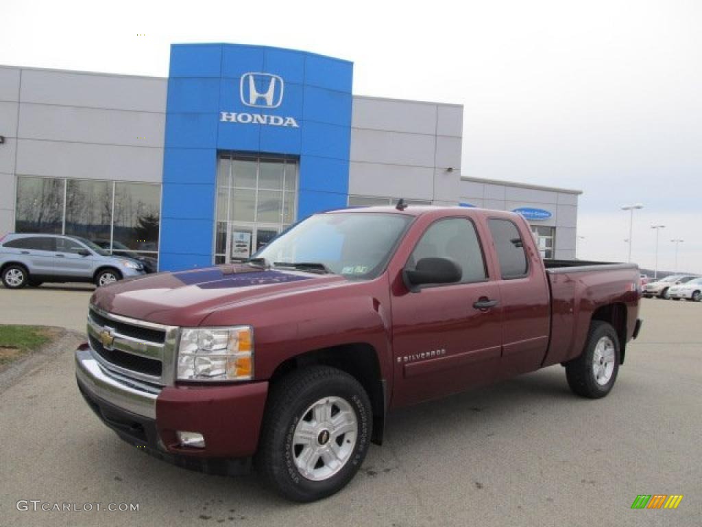 2008 Silverado 1500 LT Extended Cab 4x4 - Deep Ruby Metallic / Ebony photo #1