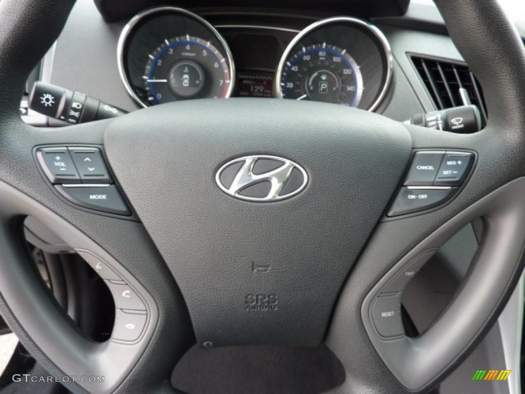 2011 Hyundai Sonata GLS Controls Photo #47225378