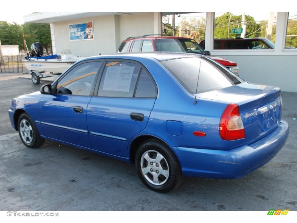 2002 Accent GL Sedan - Coastal Blue / Gray photo #5
