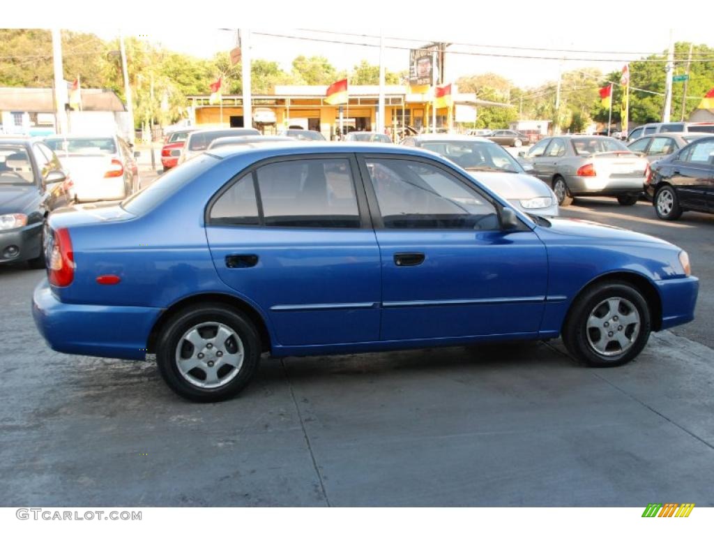 2002 Accent GL Sedan - Coastal Blue / Gray photo #7
