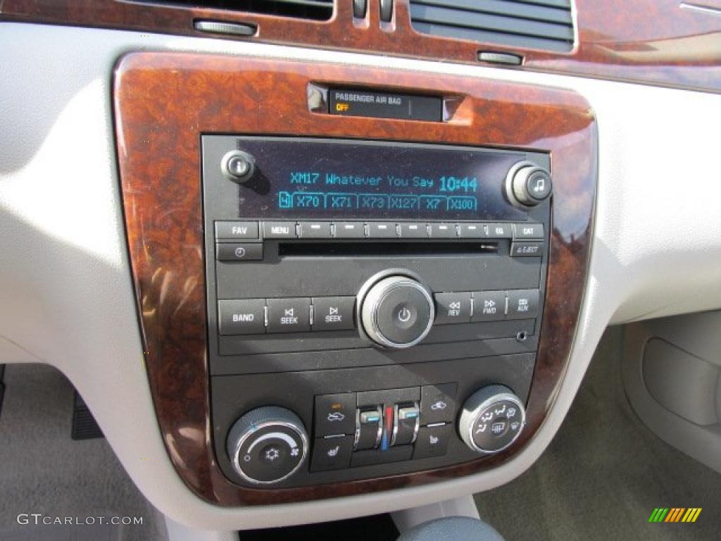 2011 Chevrolet Impala LT Controls Photo #47226791