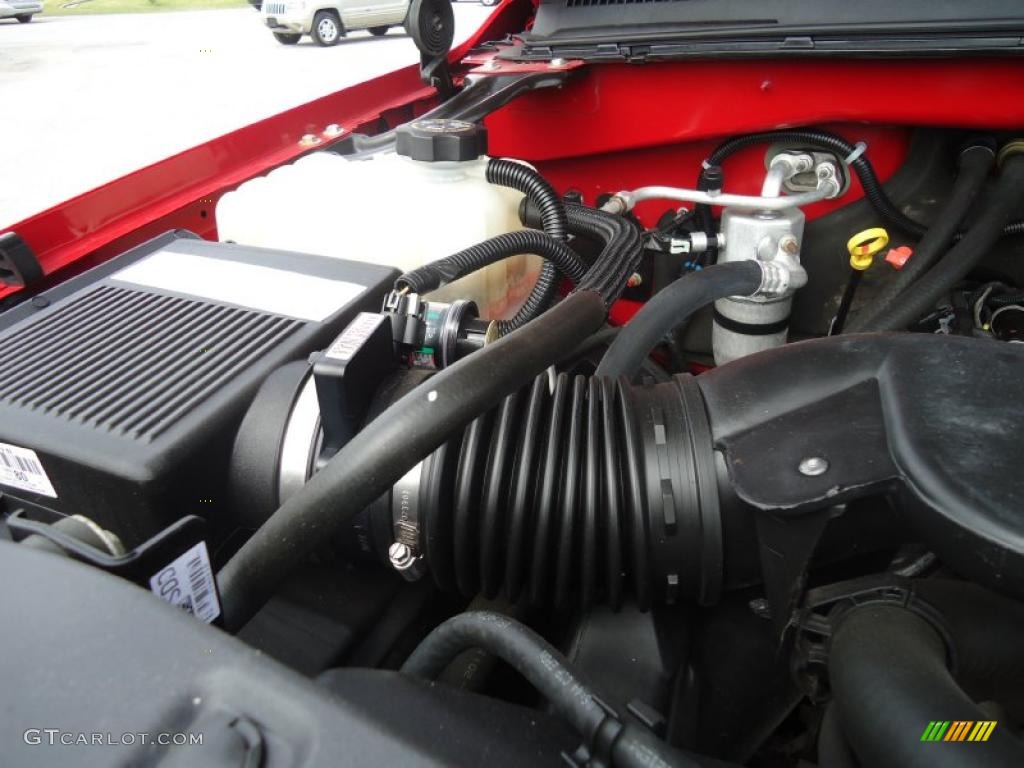 2005 GMC Sierra 2500HD SLE Crew Cab 4x4 6.0 Liter OHV 16-Valve V8 Engine Photo #47228288