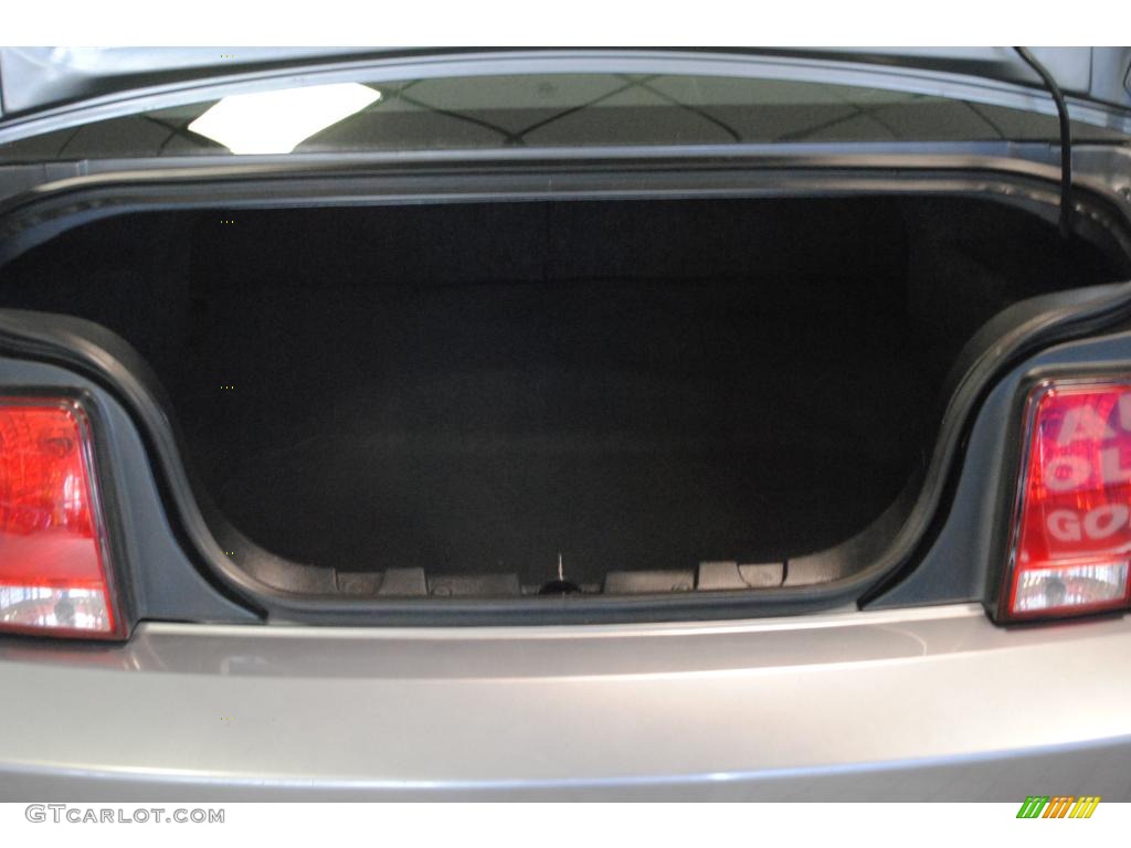 2006 Mustang V6 Premium Coupe - Tungsten Grey Metallic / Dark Charcoal photo #34