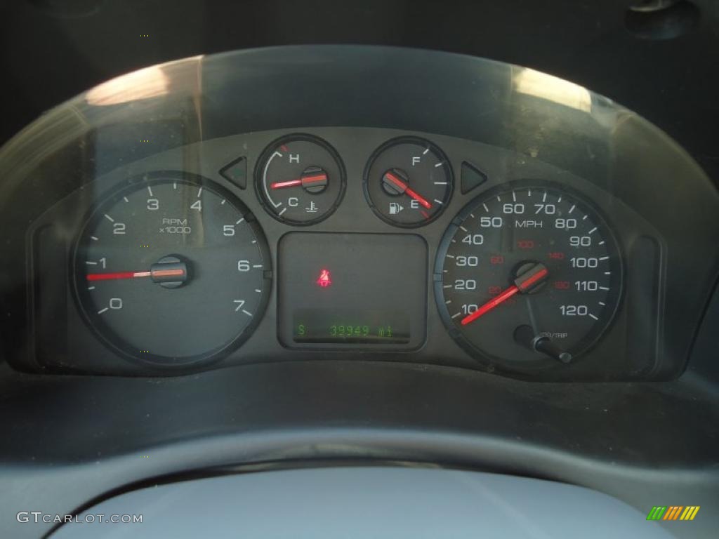 2007 Ford Freestyle SEL Gauges Photo #47229152