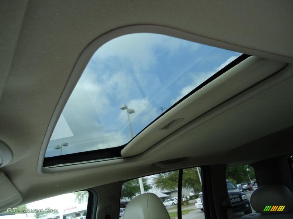 2004 Jeep Liberty Limited Sunroof Photo #47230157
