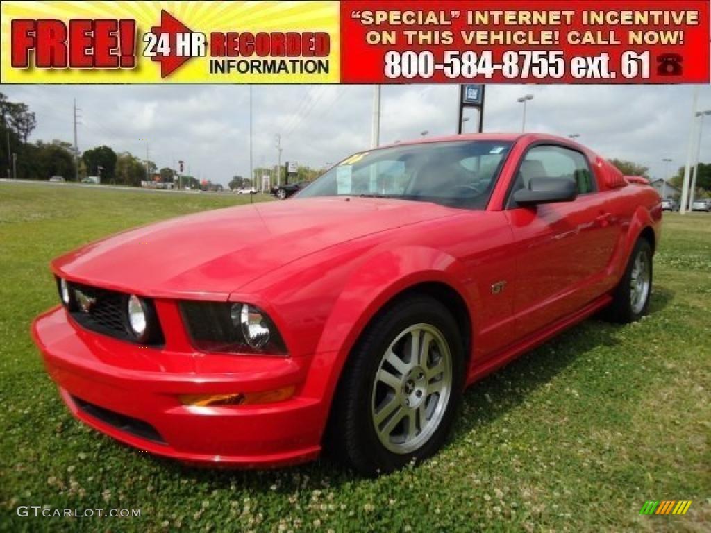 2006 Mustang GT Premium Coupe - Torch Red / Light Graphite photo #1