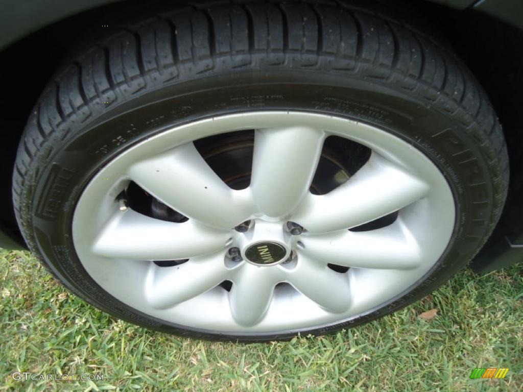 2005 Mini Cooper S Convertible Wheel Photo #47232287