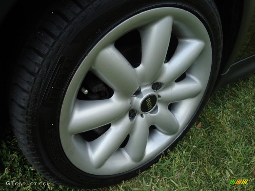 2005 Mini Cooper S Convertible Wheel Photo #47232308