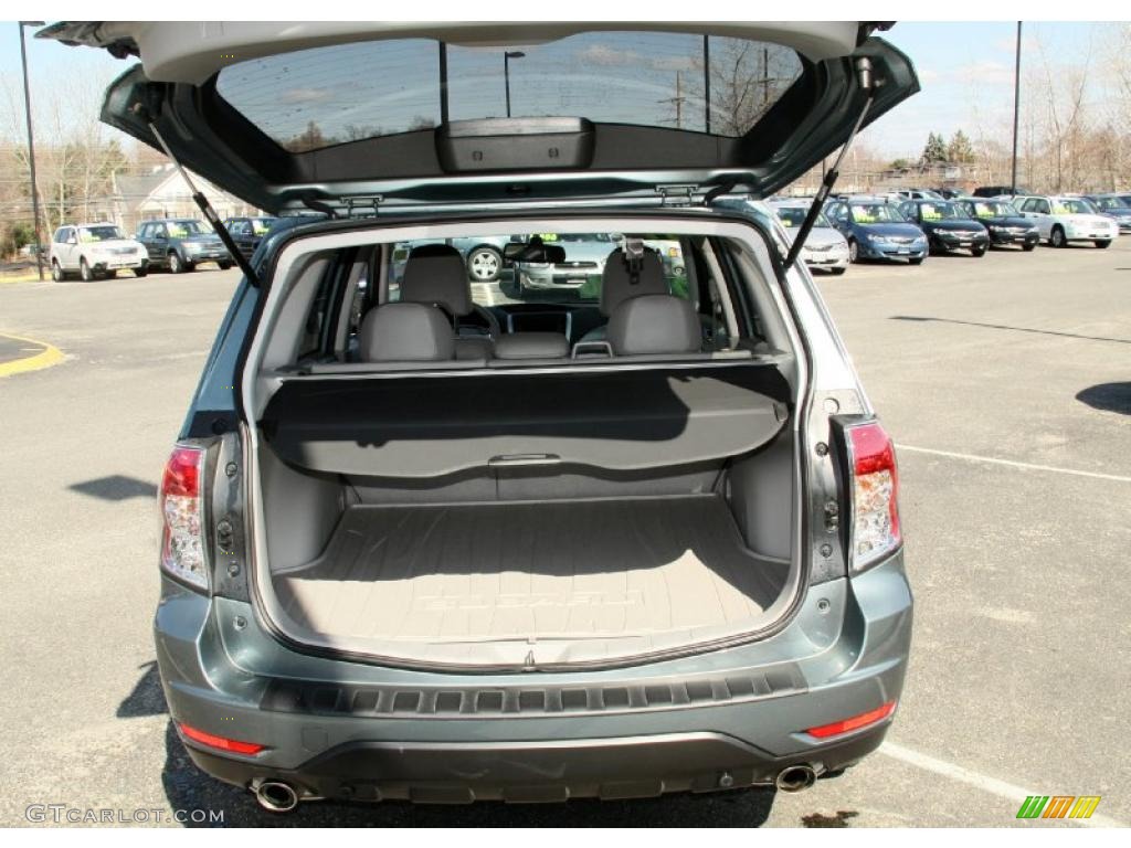 2009 Subaru Forester 2.5 X Limited Trunk Photo #47232476