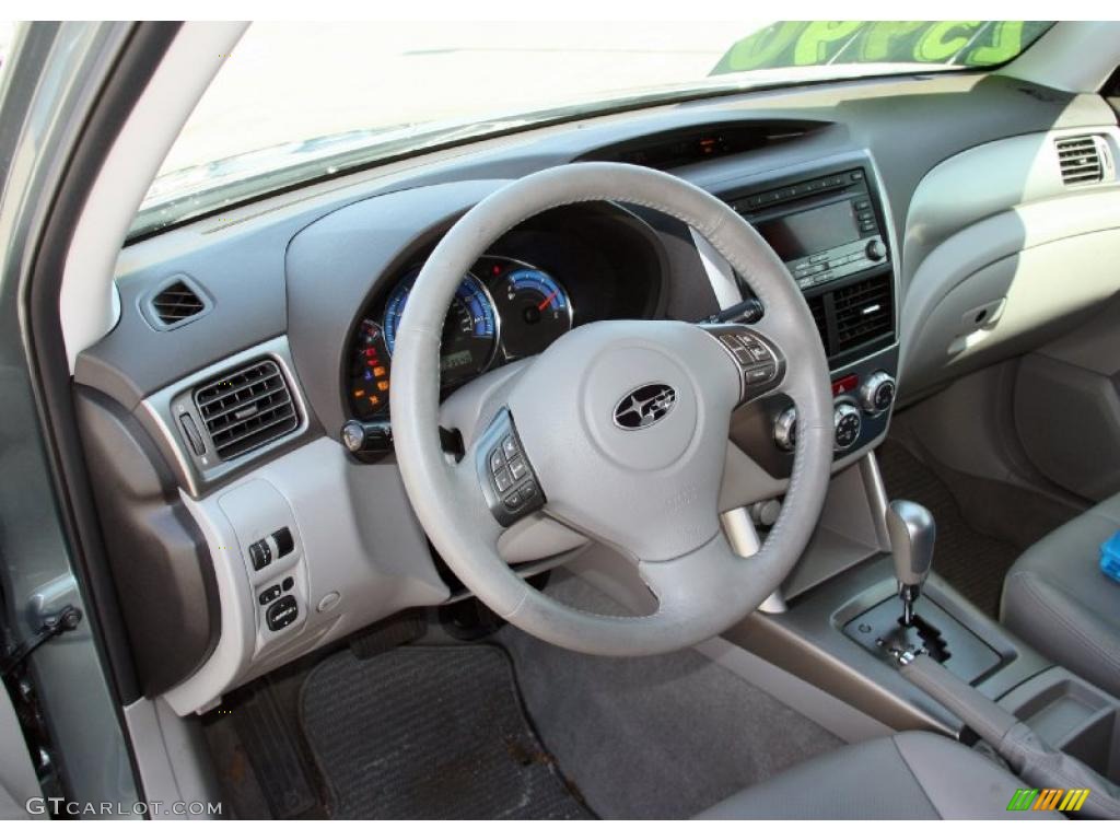 2009 Subaru Forester 2.5 X Limited Platinum Steering Wheel Photo #47232506