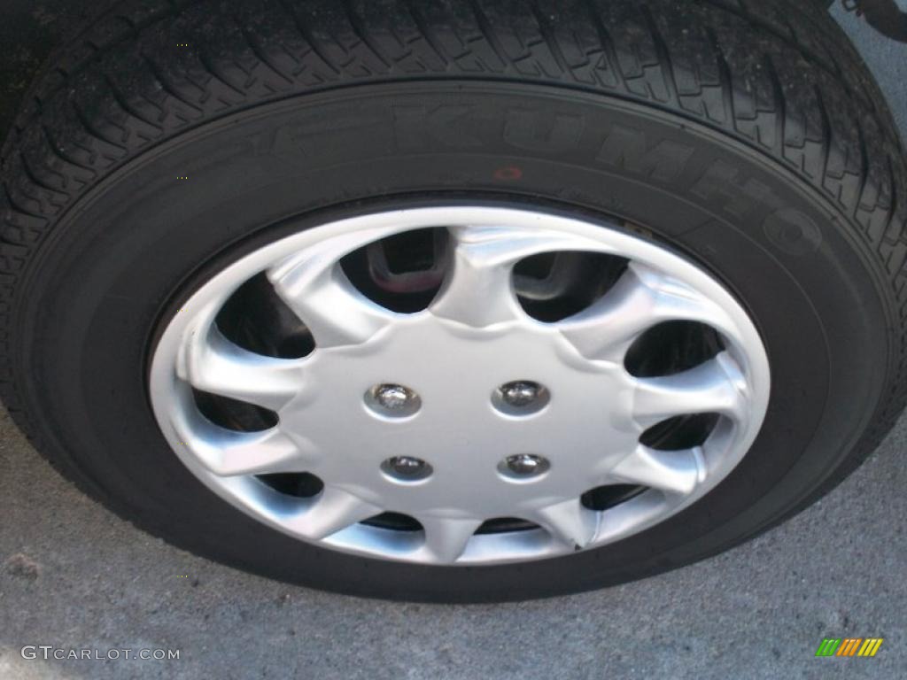 1999 Hyundai Accent GS Coupe Wheel Photo #47232767