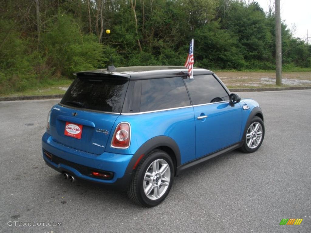 2011 Cooper S Hardtop - Laser Blue Metallic / Carbon Black photo #3