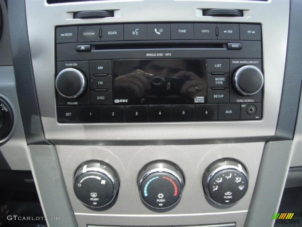 2008 Dodge Avenger SXT Controls Photo #47236175