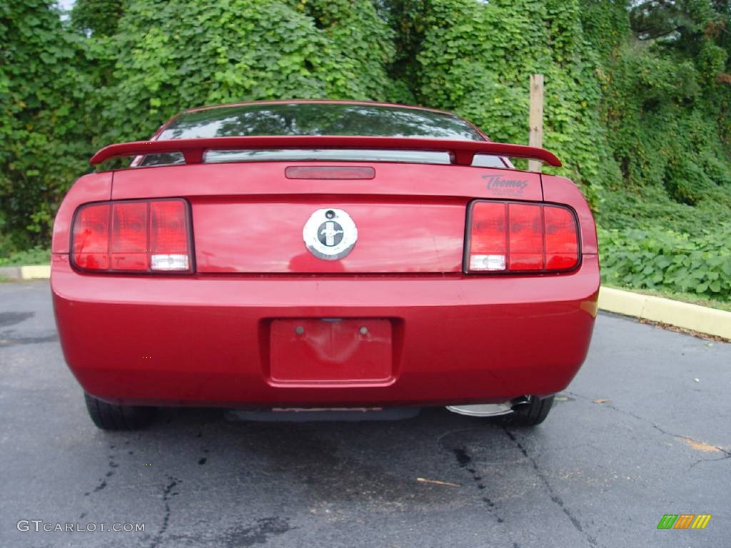 2005 Mustang V6 Deluxe Coupe - Redfire Metallic / Light Graphite photo #4