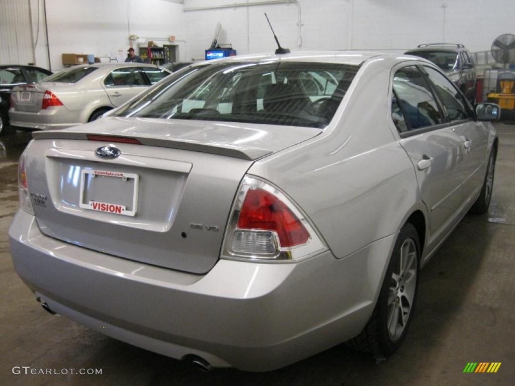 2008 Fusion SE V6 - Silver Birch Metallic / Charcoal Black/Red photo #2