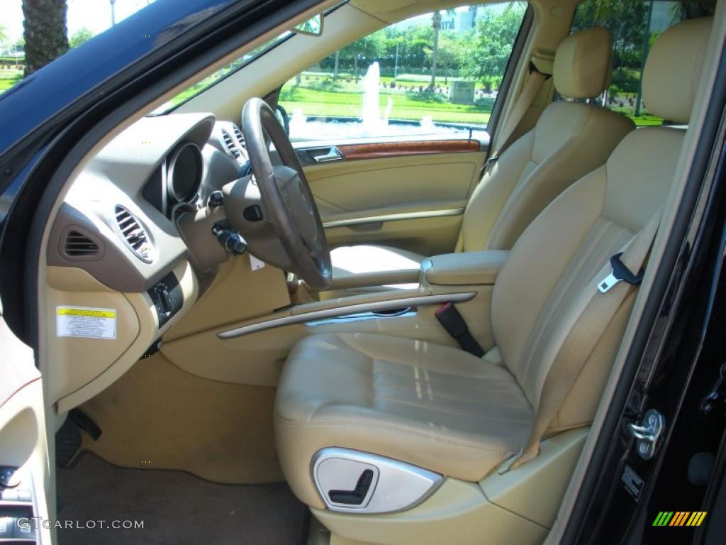 Macadamia Interior 2008 Mercedes-Benz ML 350 4Matic Photo #47240906
