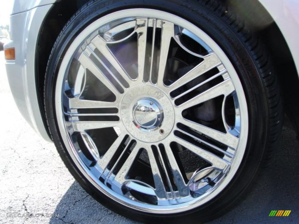 2007 Chrysler 300 Standard 300 Model Custom Wheels Photo #47241239