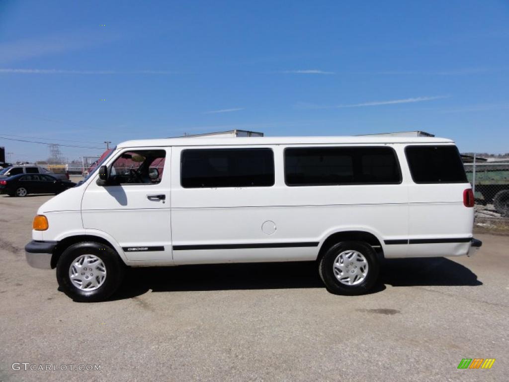 Bright White 2001 Dodge Ram Van 3500 Passenger Exterior Photo #47241665