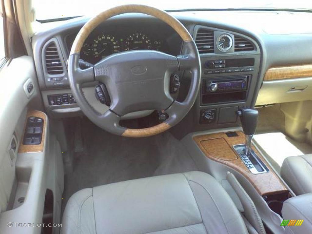 2001 Infiniti QX4 4x4 Stone Beige Dashboard Photo #47242259