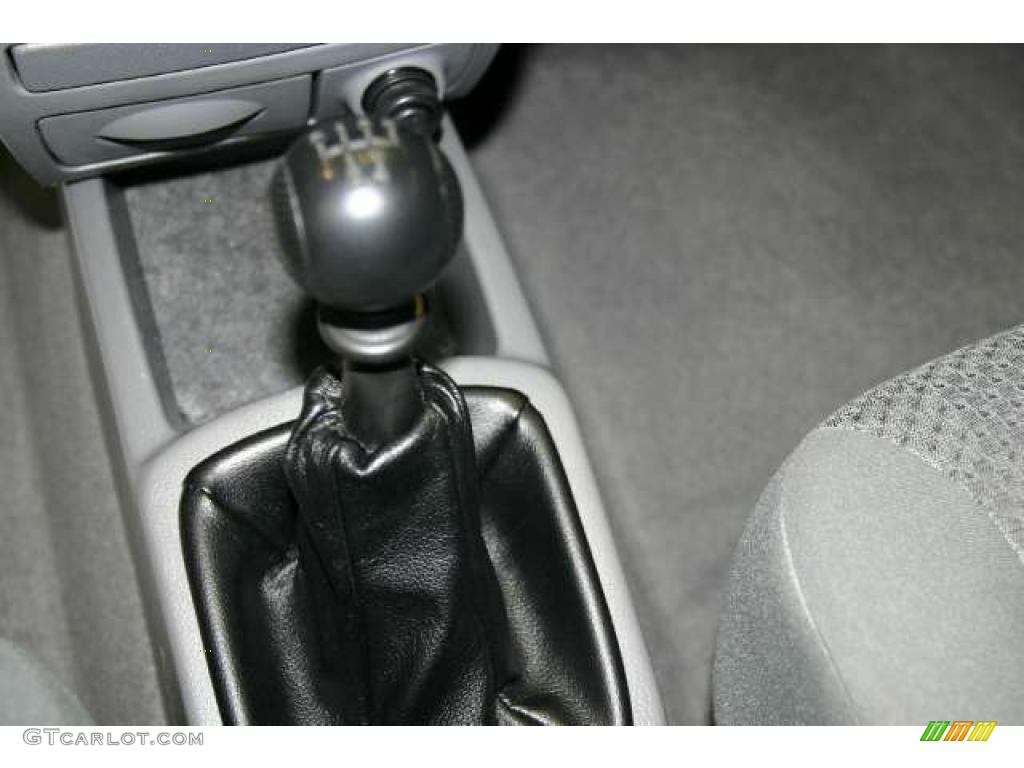 2005 Chevrolet Aveo LS Hatchback 5 Speed Manual Transmission Photo #47242775