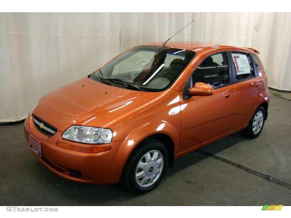 Spicy Orange Metallic 2005 Chevrolet Aveo LS Hatchback Exterior Photo #47242870