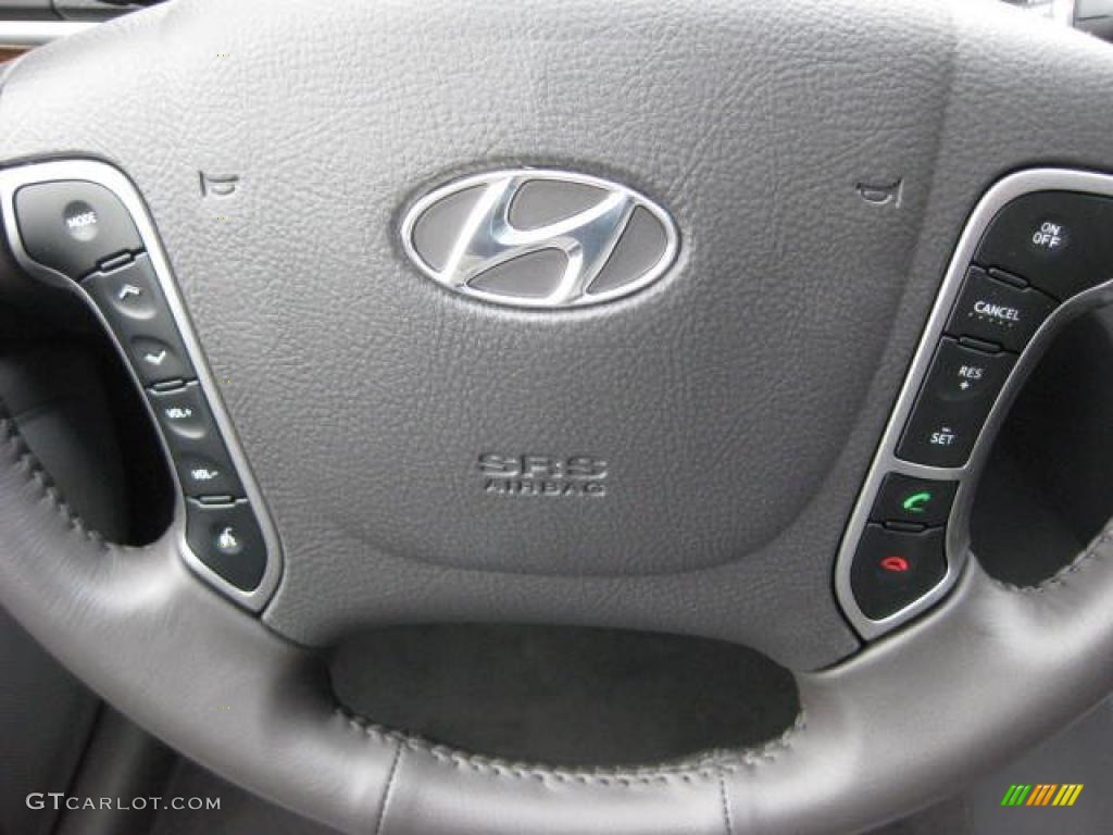 2011 Hyundai Santa Fe SE AWD Controls Photo #47243171
