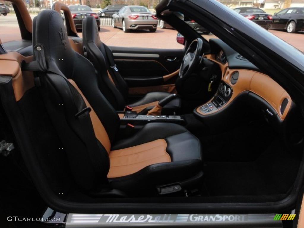 Nero/Cuoio Interior 2006 Maserati GranSport Spyder Photo #47244239