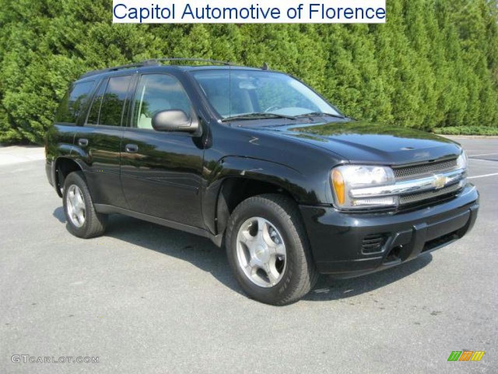 Black Chevrolet TrailBlazer