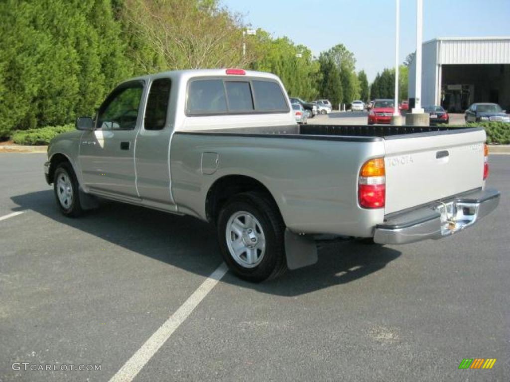 2004 Tacoma SR5 Xtracab - Lunar Mist Metallic / Charcoal photo #2
