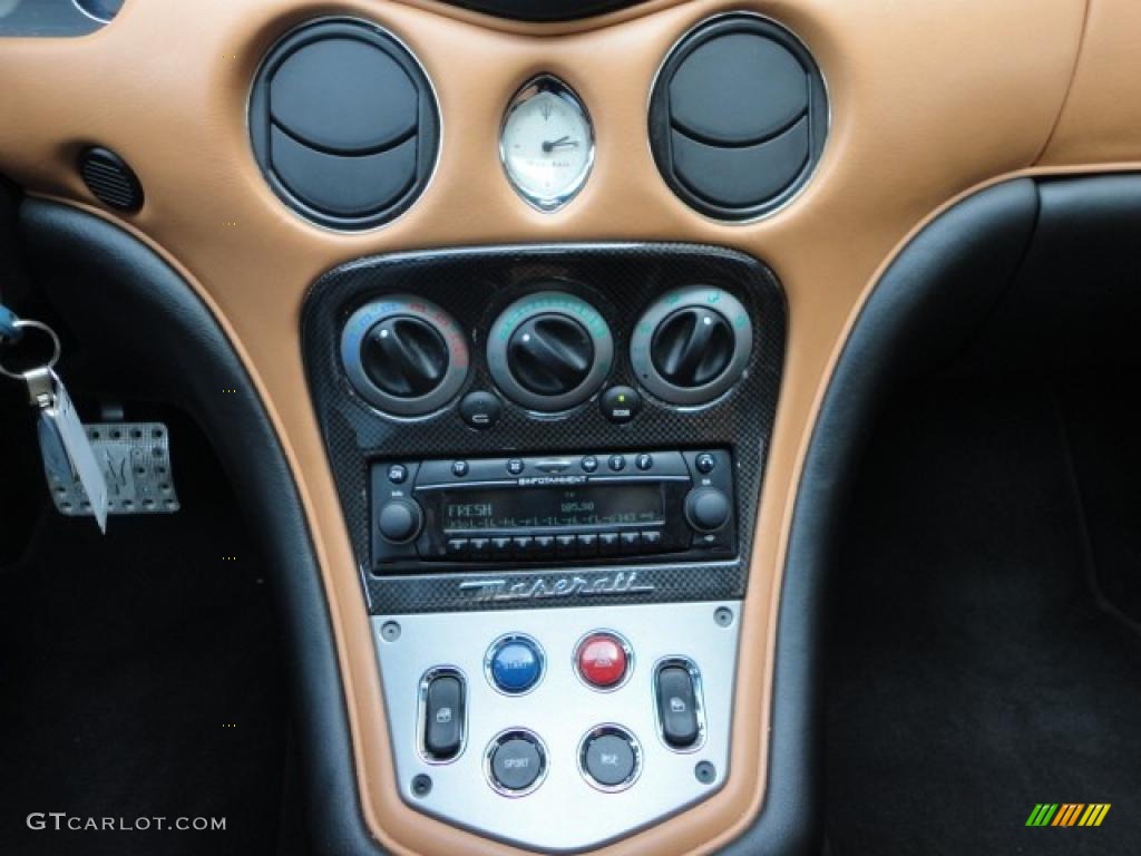 2006 Maserati GranSport Spyder Controls Photo #47245397