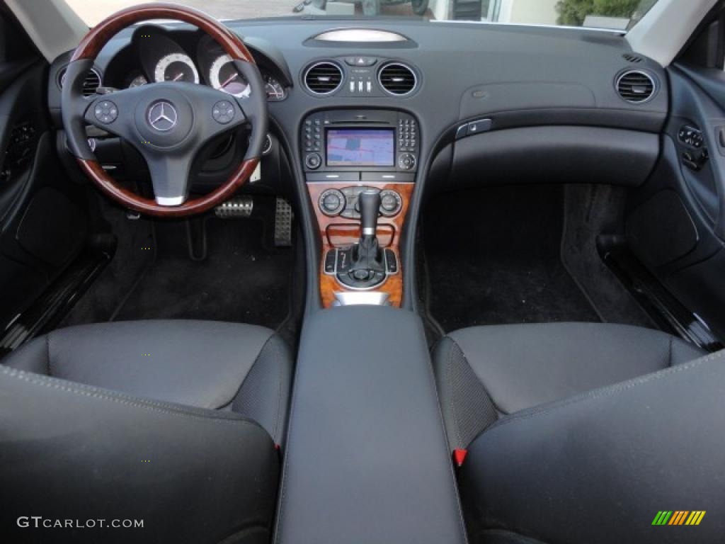2009 Mercedes-Benz SL 550 Roadster Black Dashboard Photo #47246750