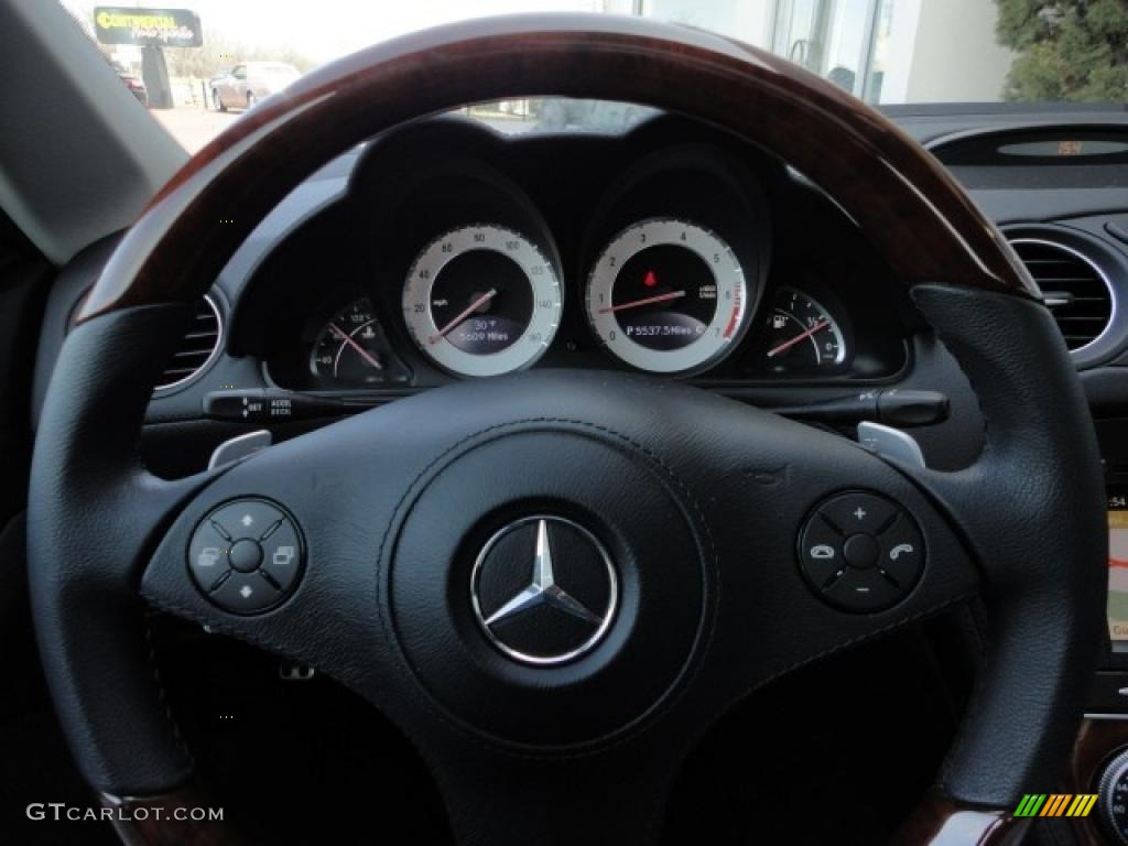 2009 Mercedes-Benz SL 550 Roadster Black Steering Wheel Photo #47246771