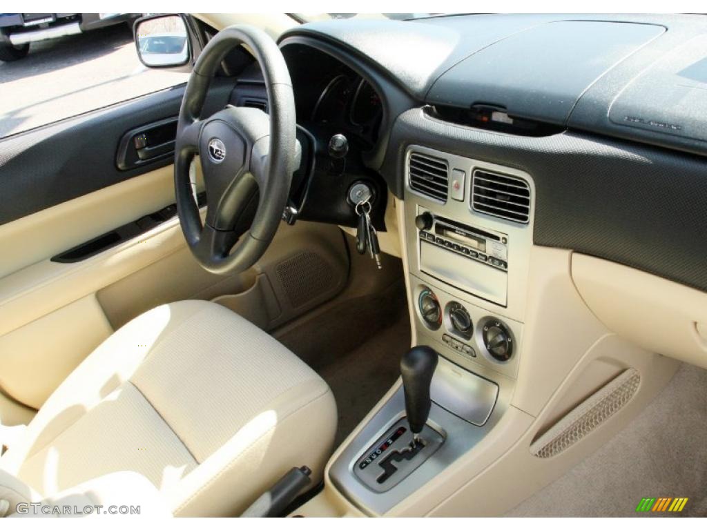 2008 Subaru Forester 2.5 X Dashboard Photos