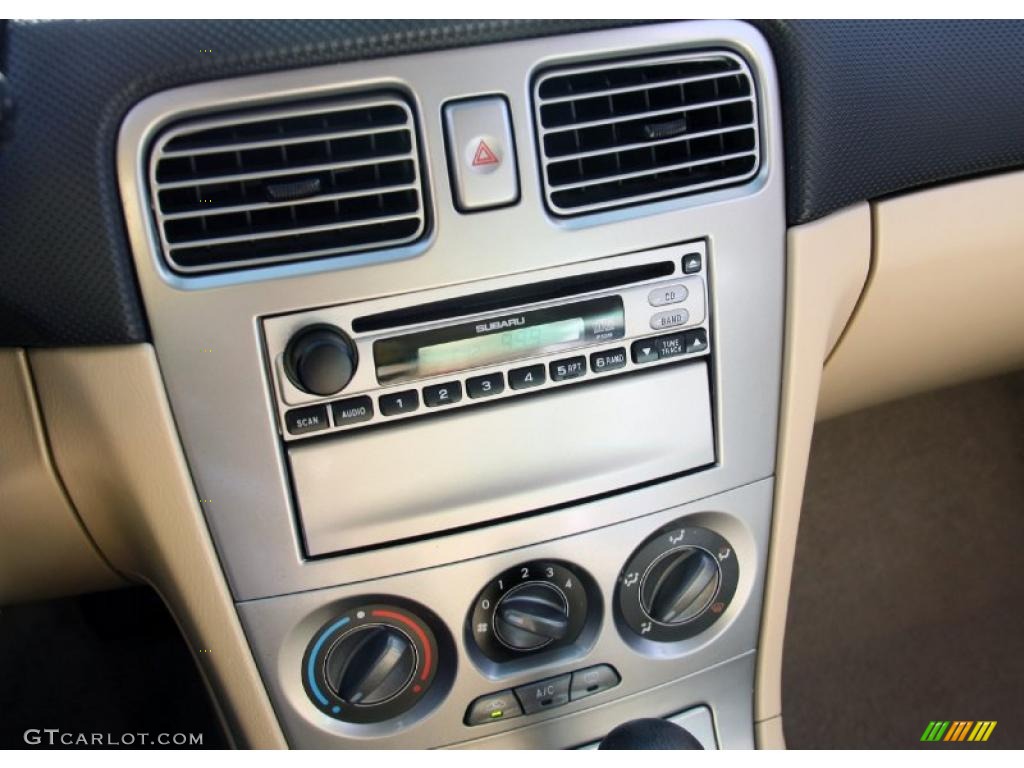 2008 Subaru Forester 2.5 X Controls Photo #47247323