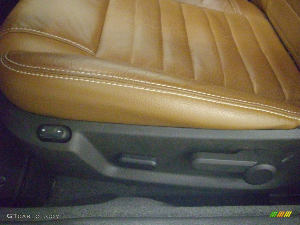 2010 Mustang V6 Convertible - Performance White / Saddle photo #33